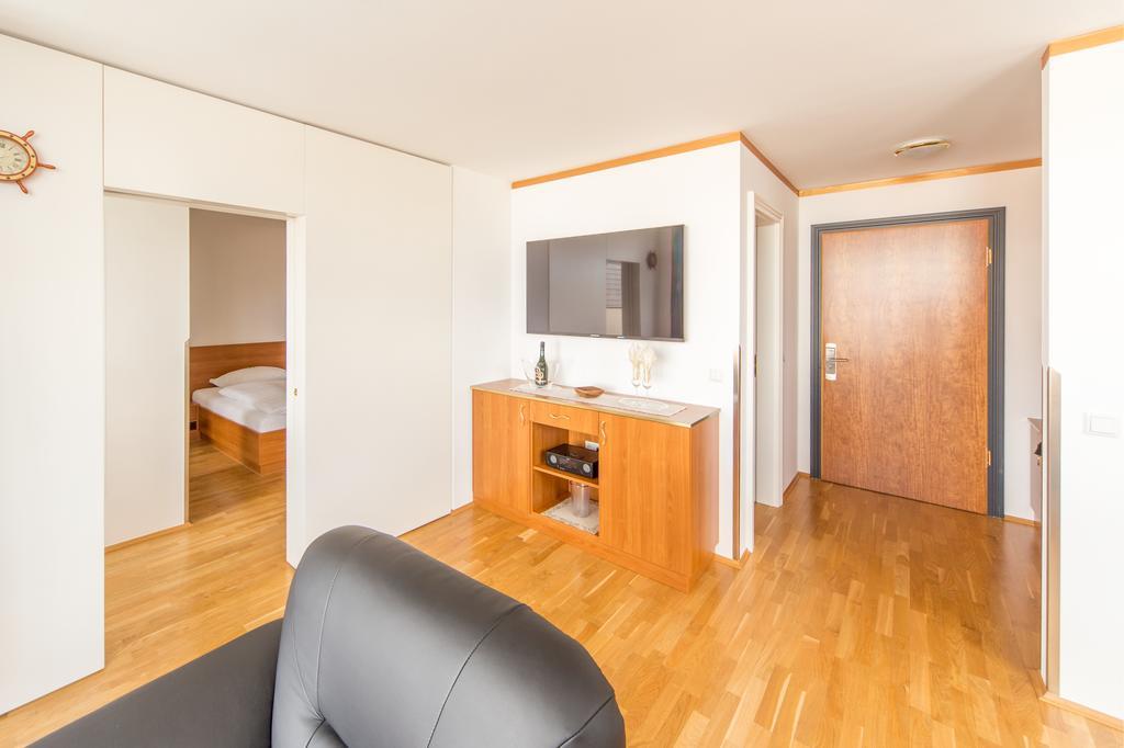 Hochwertige Apartments Im Stralsunder Hafen Ngoại thất bức ảnh