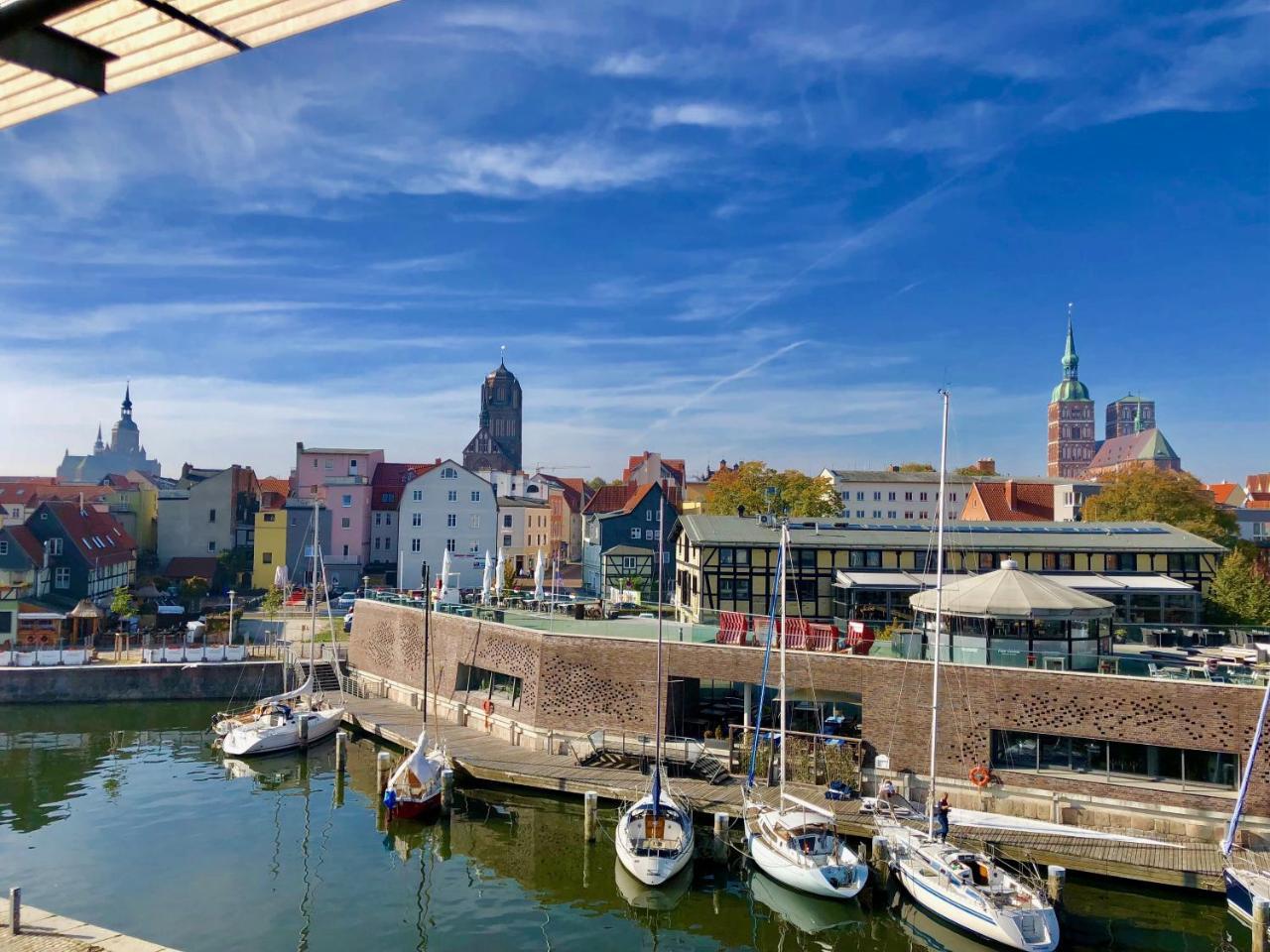 Hochwertige Apartments Im Stralsunder Hafen Ngoại thất bức ảnh
